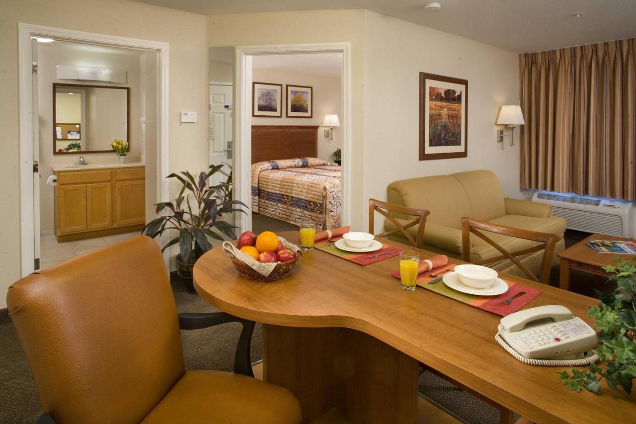 Candlewood By Ihg 2*